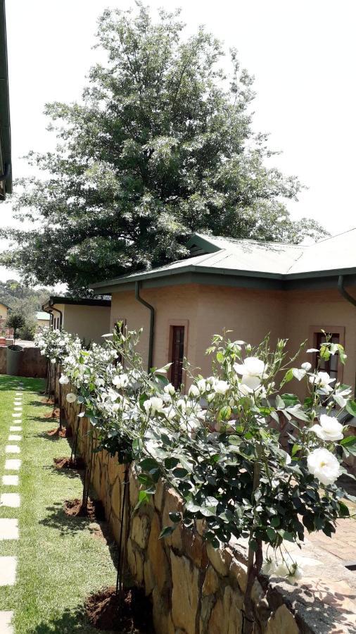 Hotel 712@Rest Dullstroom Exterior foto